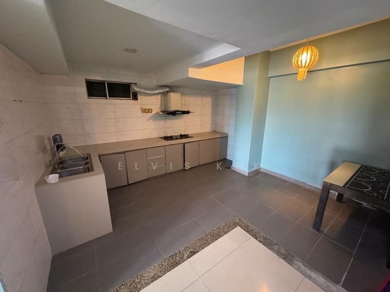 Condominium for Sale at Idaman Puteri - Elvis Kok - Kitchen - PropertyGuru.com.my