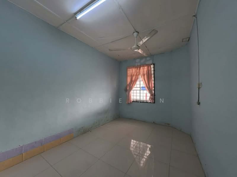 1-storey Terraced House for Rent in Taman Universiti (Skudai) - Robbie Tan - Interior - PropertyGuru.com.my