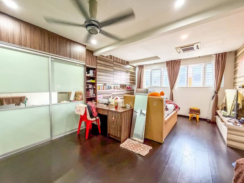 2-storey Terraced House for Sale in Putra Heights (Subang Jaya) - Izzat Zamros - Bedroom - PropertyGuru.com.my