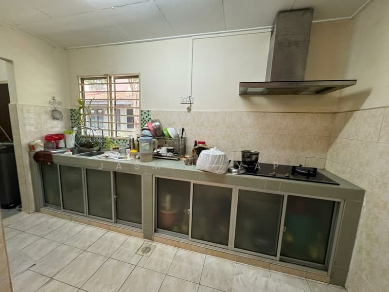 2-storey Terraced House for Sale in Taman Tasik Puchong (Puchong) - Jasmine Yap - Kitchen - PropertyGuru.com.my