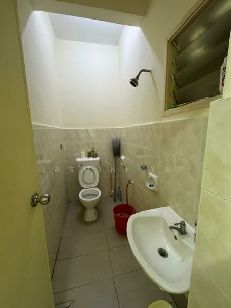 2-storey Terraced House for Sale in Taman Tasik Puchong (Puchong) - Jasmine Yap - Bathroom - PropertyGuru.com.my