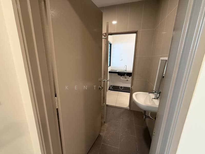 Rumah Teres 2 Tingkat untuk Disewa di Gelang Patah (Johor) - Kent Koh - Bathroom - PropertyGuru.com.my
