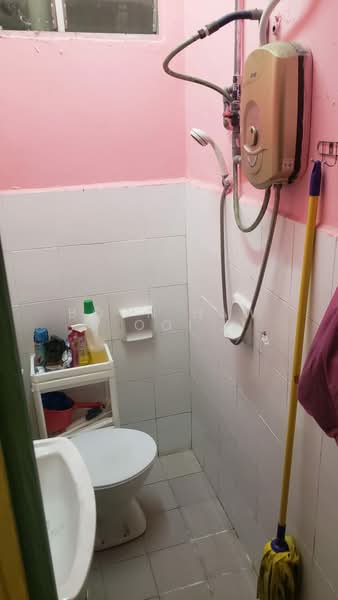 Kondominium untuk Disewa di Mutiara Condominium - Boon Haw Ooi - Bathroom - PropertyGuru.com.my
