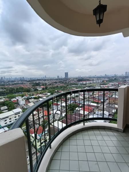 Condominium for Sale at Mutiara Oriental - Racheel Chang - Balcony - PropertyGuru.com.my