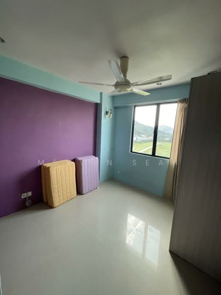 Condominium for Sale at Scotland Villa - Mervyn Seah - Bedroom - PropertyGuru.com.my
