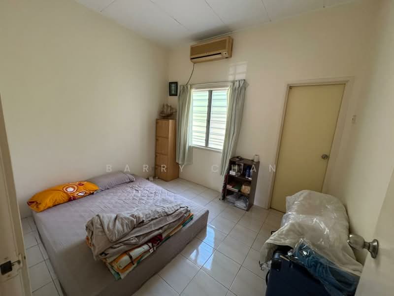 2-storey Terraced House for Sale in Taman Tasik Puchong (Puchong) - BARRY CHAN - Bedroom - PropertyGuru.com.my