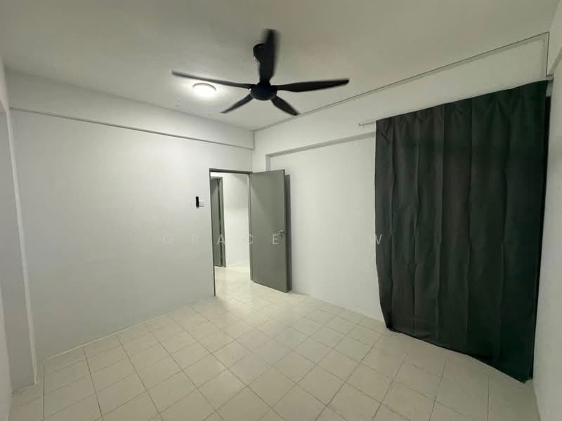 Rumah Flat untuk Disewa di PANGSAPURI CENDERA 1 - Grace Low - Interior - PropertyGuru.com.my