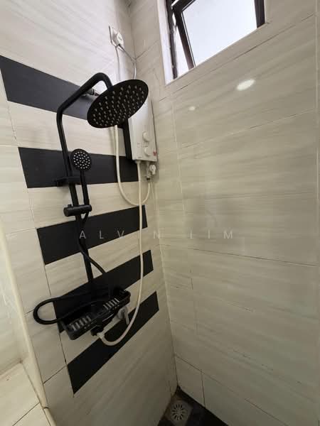 Service Residence for Rent at D'Summit Residences - Alvin Lim - Bathroom - PropertyGuru.com.my