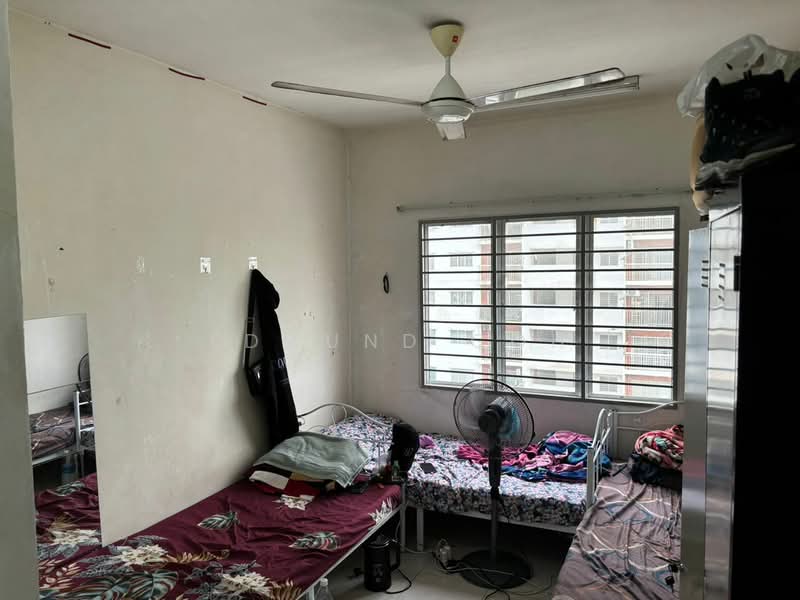 Pangsapuri untuk Dijual di Suria Permai - Edmund Goh - Bedroom - PropertyGuru.com.my