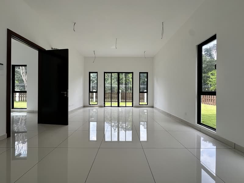 Bungalow for Sale in Setia Eco Park (Setia Alam) - Jess Tee - Living Room - PropertyGuru.com.my