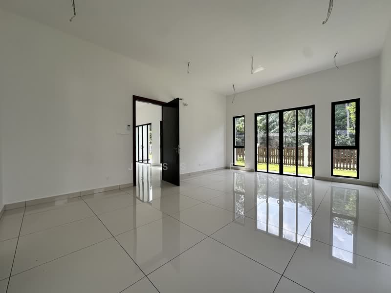 Bungalow for Sale in Setia Eco Park (Setia Alam) - Jess Tee - Living Room - PropertyGuru.com.my