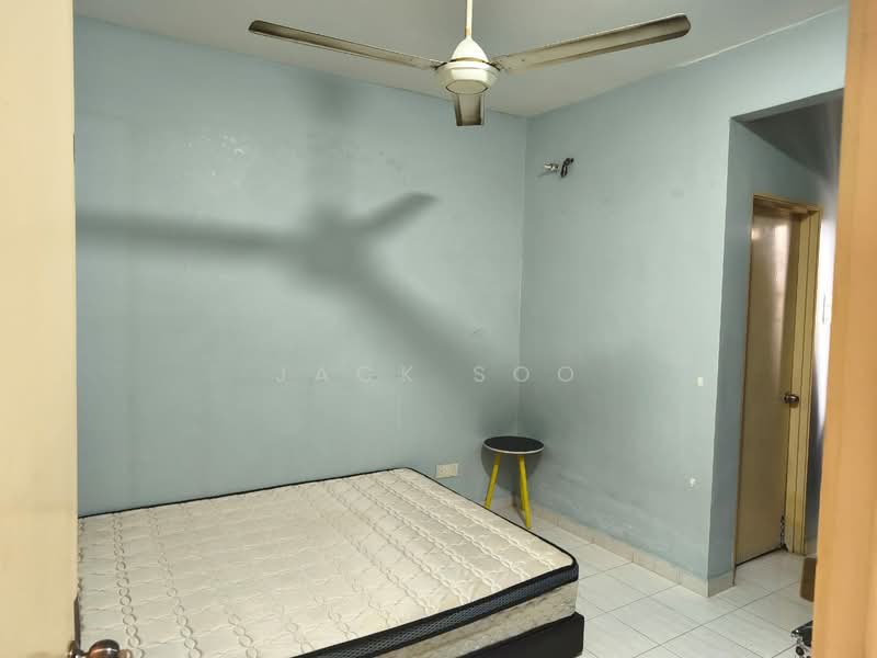 Apartment for Rent at Lumayan Apartment (Bdr Tasik Permaisuri) - Jack Soo - Bedroom - PropertyGuru.com.my