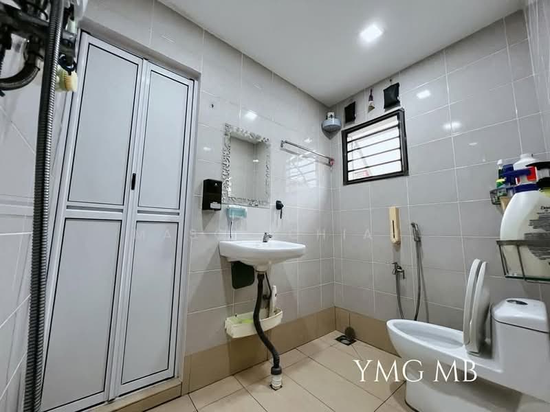 Rumah Teres 2 Tingkat untuk Dijual di Bandar Puteri Klang (Klang) - Mason Chiah - Bathroom - PropertyGuru.com.my