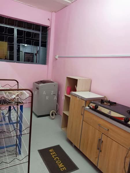 Rumah Flat untuk Dijual di Flat Taman Bukit Angkasa - Fazillah Rahim - Kitchen - PropertyGuru.com.my
