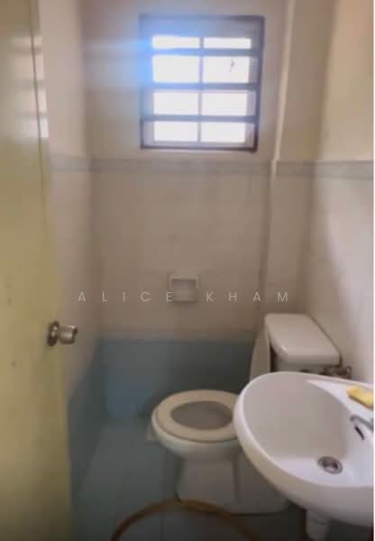 Rumah Berkembar untuk Dijual di Rasah Kemayan (Seremban) - Alice Kham - Bathroom - PropertyGuru.com.my