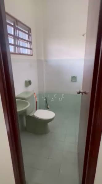 Rumah Berkembar untuk Dijual di Rasah Kemayan (Seremban) - Alice Kham - Bathroom - PropertyGuru.com.my