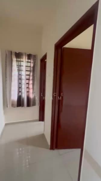 Rumah Berkembar untuk Dijual di Rasah Kemayan (Seremban) - Alice Kham - Corridor - PropertyGuru.com.my
