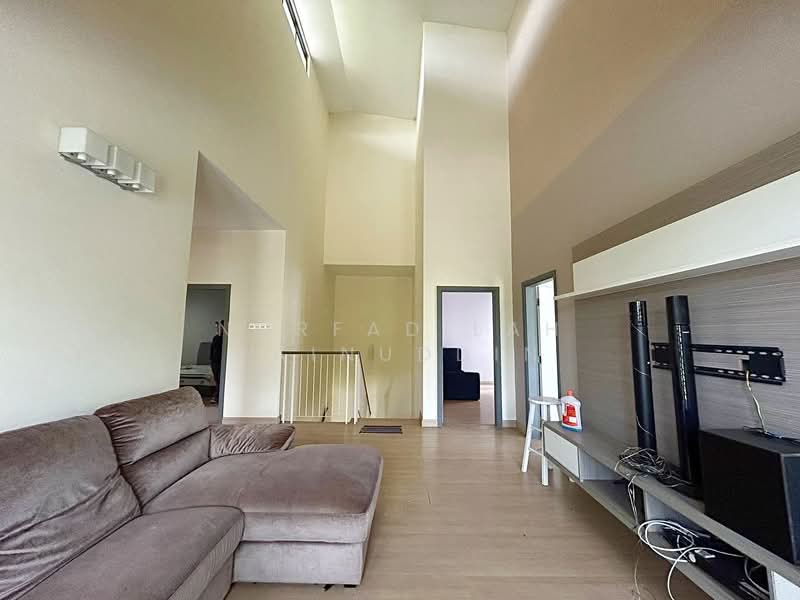 Rumah Teres 2 Tingkat untuk Dijual di Alam Impian (Shah Alam) - NORFADILAH ZAINUDDIN - Living Room - PropertyGuru.com.my