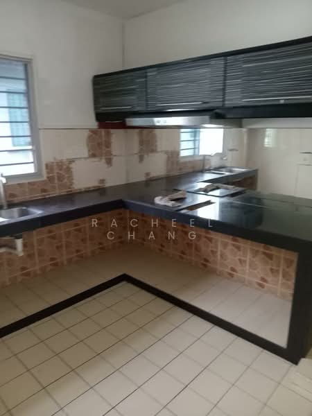 Rumah Bandar untuk Disewa di Kampung Desa Aman (Sungai Buloh) - Racheel Chang - Kitchen - PropertyGuru.com.my