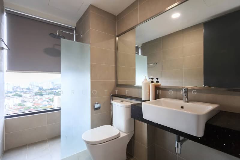Service Residence for Sale at Millerz Square Serviced Residence - Charlotte Chong - Bathroom - PropertyGuru.com.my