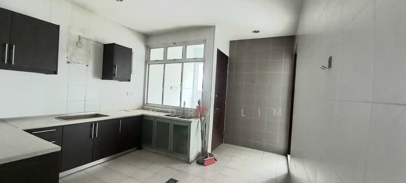 Rumah Teres 2.5 Tingkat untuk Dijual di USJ Heights (Subang Jaya) - Sandra Lim - Kitchen - PropertyGuru.com.my