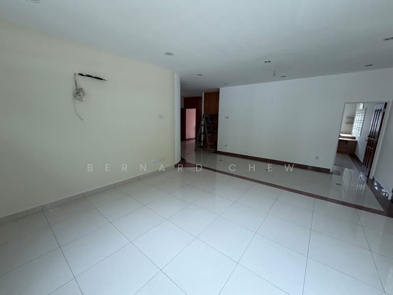 Bungalow for Rent in Bayan Lepas (Penang) - Bernard Chew - Living Room - PropertyGuru.com.my