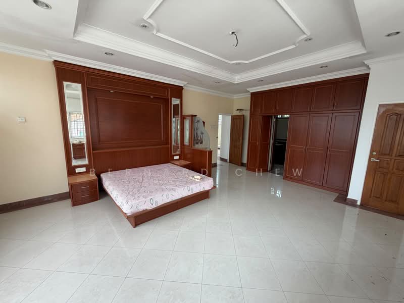 Bungalow for Rent in Bayan Lepas (Penang) - Bernard Chew - Bedroom - PropertyGuru.com.my