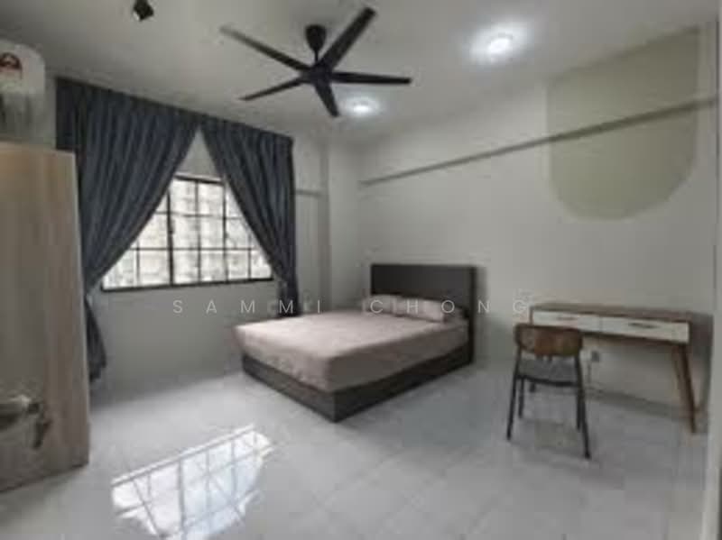 Condominium for Sale at The Vistana - Sammi Chong - Bedroom - PropertyGuru.com.my