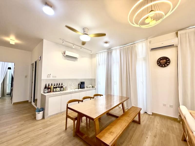 Cluster House for Rent in Taman Gaya (Ulu Tiram) - Jessica Boey - Dining Room - PropertyGuru.com.my