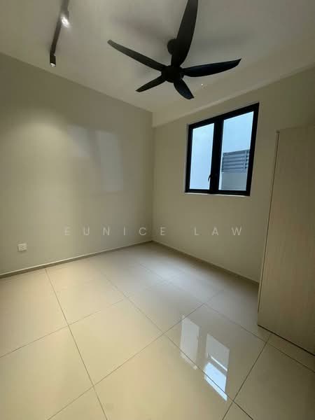 Servis Apartment untuk Disewa di Tulip Residence - Eunice Law - Middle Room 2 - PropertyGuru.com.my