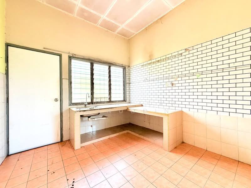Rumah Teres 1 Tingkat untuk Dijual di Kampung Rantau Panjang (Kapar) - NORFADILAH ZAINUDDIN - Kitchen - PropertyGuru.com.my