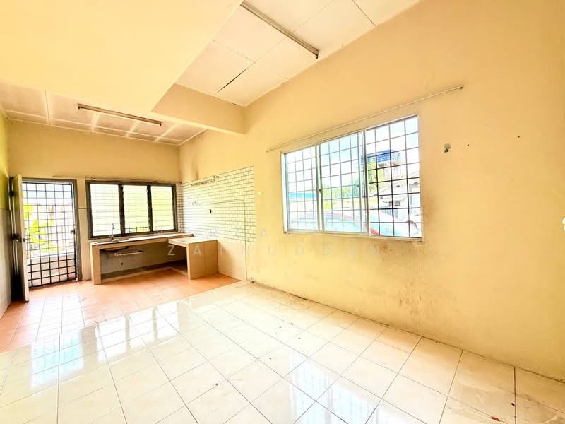 Rumah Teres 1 Tingkat untuk Dijual di Kampung Rantau Panjang (Kapar) - NORFADILAH ZAINUDDIN - Kitchen - PropertyGuru.com.my