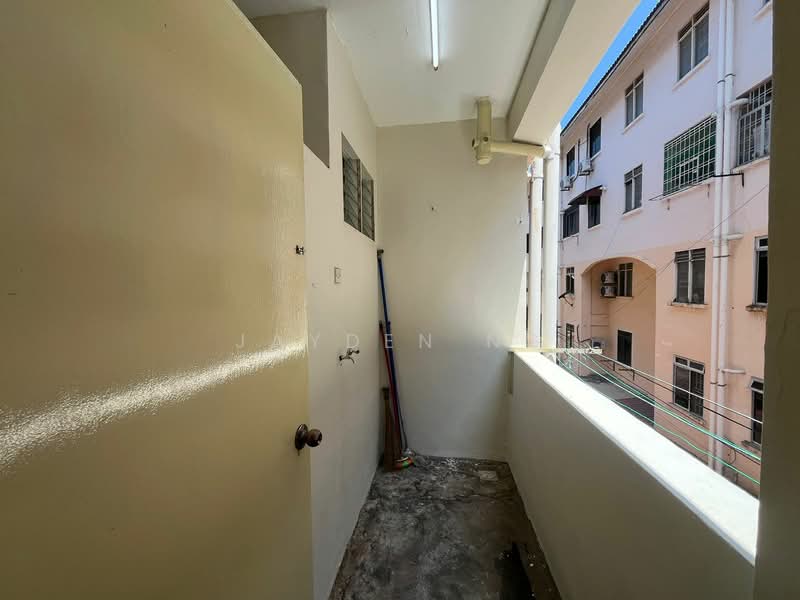 Apartment for Sale at Sri Awana Townhouse - Jayden Ng - Balcony - PropertyGuru.com.my