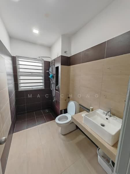 Rumah Teres 2 Tingkat untuk Disewa di Semenyih (Selangor) - Mac Chong - Bathroom - PropertyGuru.com.my