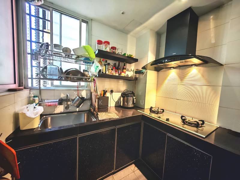 Condominium for Sale at Koi Kinrara - JK Lau - Kitchen - PropertyGuru.com.my