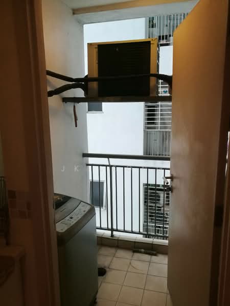Servis Apartment untuk Dijual di Casa Suites - JK Leong - Balcony - PropertyGuru.com.my