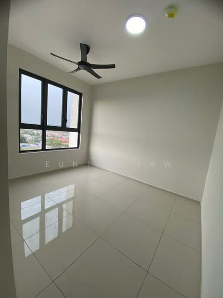 Service Residence for Rent at Habitus @ City of Elmina - Eunice Law - Master Room - PropertyGuru.com.my