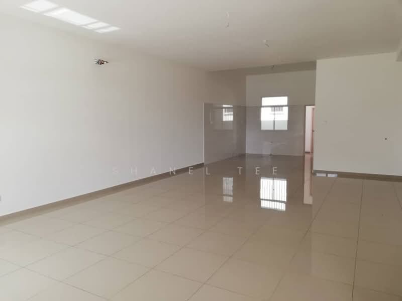 2-storey Terraced House for Sale in Taman Bukit Perdana (Kluang) - Shanel Tee - Living Room - PropertyGuru.com.my