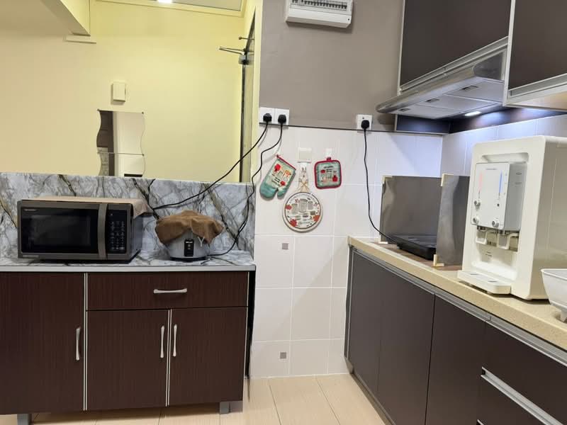Condominium for Rent at Savanna Condominium - Yen Lim - Kitchen - PropertyGuru.com.my
