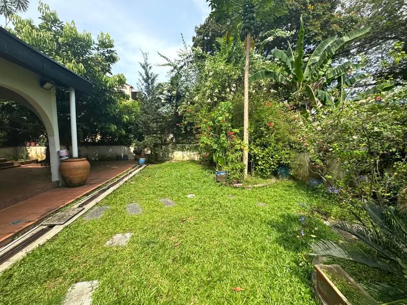 Bungalow for Sale in Seksyen 2 (Shah Alam) - Azizol . - PropertyGuru.com.my