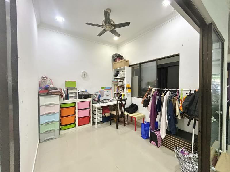 Rumah Teres 2 Tingkat untuk Dijual di Taman Prima Saujana (Kajang) - Atikah Azman - Study - PropertyGuru.com.my