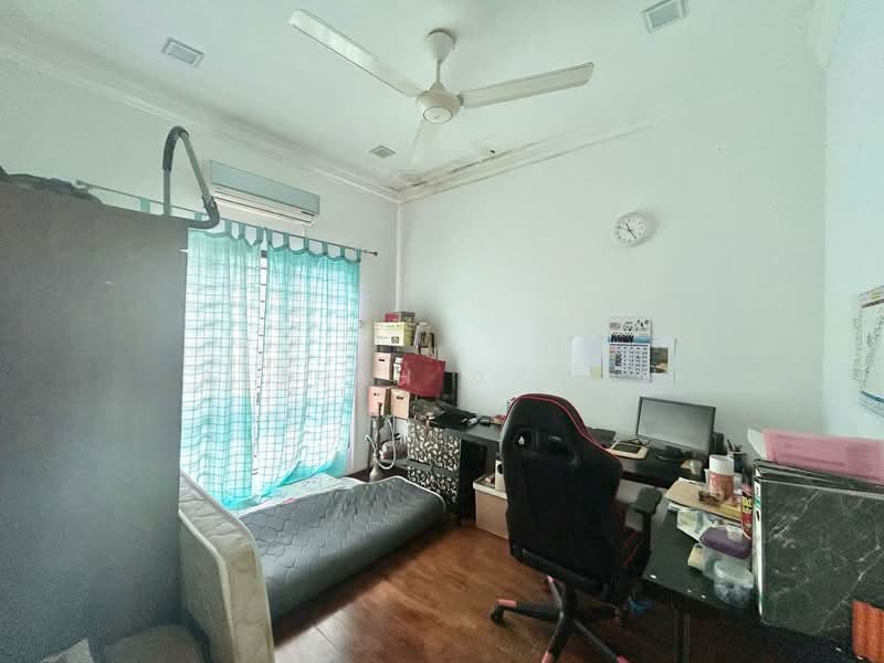 Rumah Teres 2 Tingkat untuk Dijual di Taman Prima Saujana (Kajang) - Atikah Azman - Study - PropertyGuru.com.my