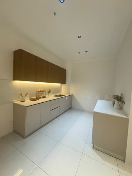 Condominium for Sale at Eight & Eight Condominium - Irienne Tang - PropertyGuru.com.my