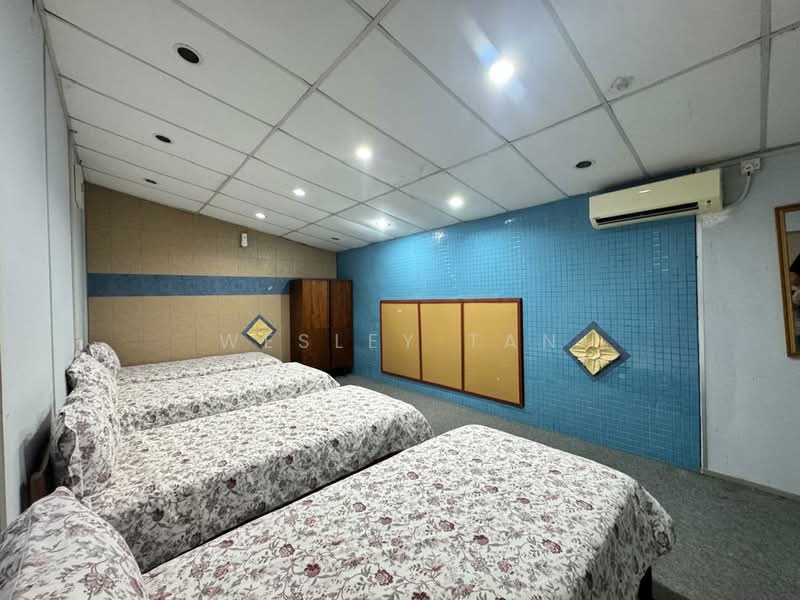 Hotel / Resort for Sale in Durian Tunggal (Melaka) - Wesley Tan - Bedroom - PropertyGuru.com.my