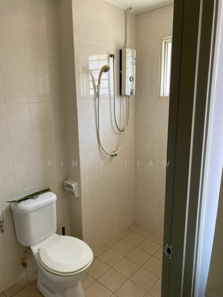 Terraced House for Sale in Kota Kemuning (Shah Alam) - Pinky Liaw - Bathroom - PropertyGuru.com.my