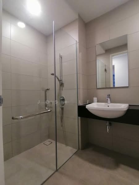 Servis Apartment untuk Disewa di Met 1 Residences - Josh Lee - Bathroom - PropertyGuru.com.my