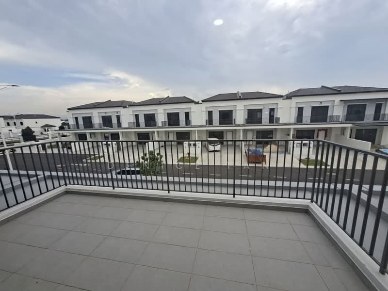 Rumah Kluster untuk Disewa di Eco Botanic (Iskandar Puteri (Nusajaya)) - Denice Tan - Balcony - PropertyGuru.com.my