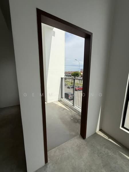 Kedai / Pejabat untuk Disewa di Austin Crest (Johor Bahru) - Gemma Wong - PropertyGuru.com.my