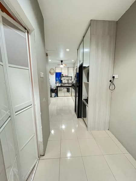 Semi-Detached House for Sale in Bandar Saujana Putra (Tanjong Duabelas) - Mahafiz . - PropertyGuru.com.my
