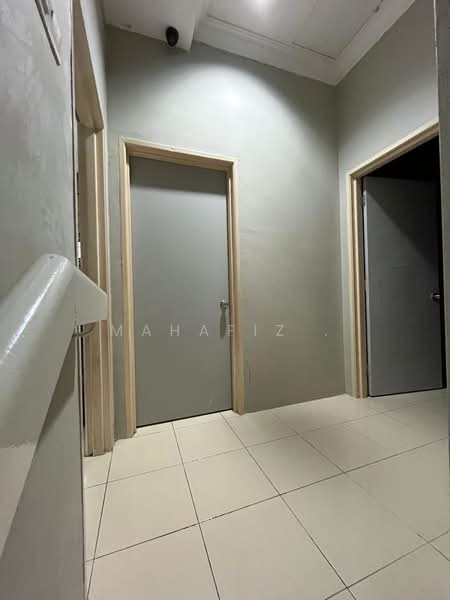 Semi-Detached House for Sale in Bandar Saujana Putra (Tanjong Duabelas) - Mahafiz . - PropertyGuru.com.my